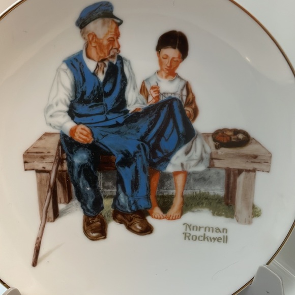 NORMAN ROCKWELL (SET OF THREE) PORCELAIN PLATES - Picture 4 of 11